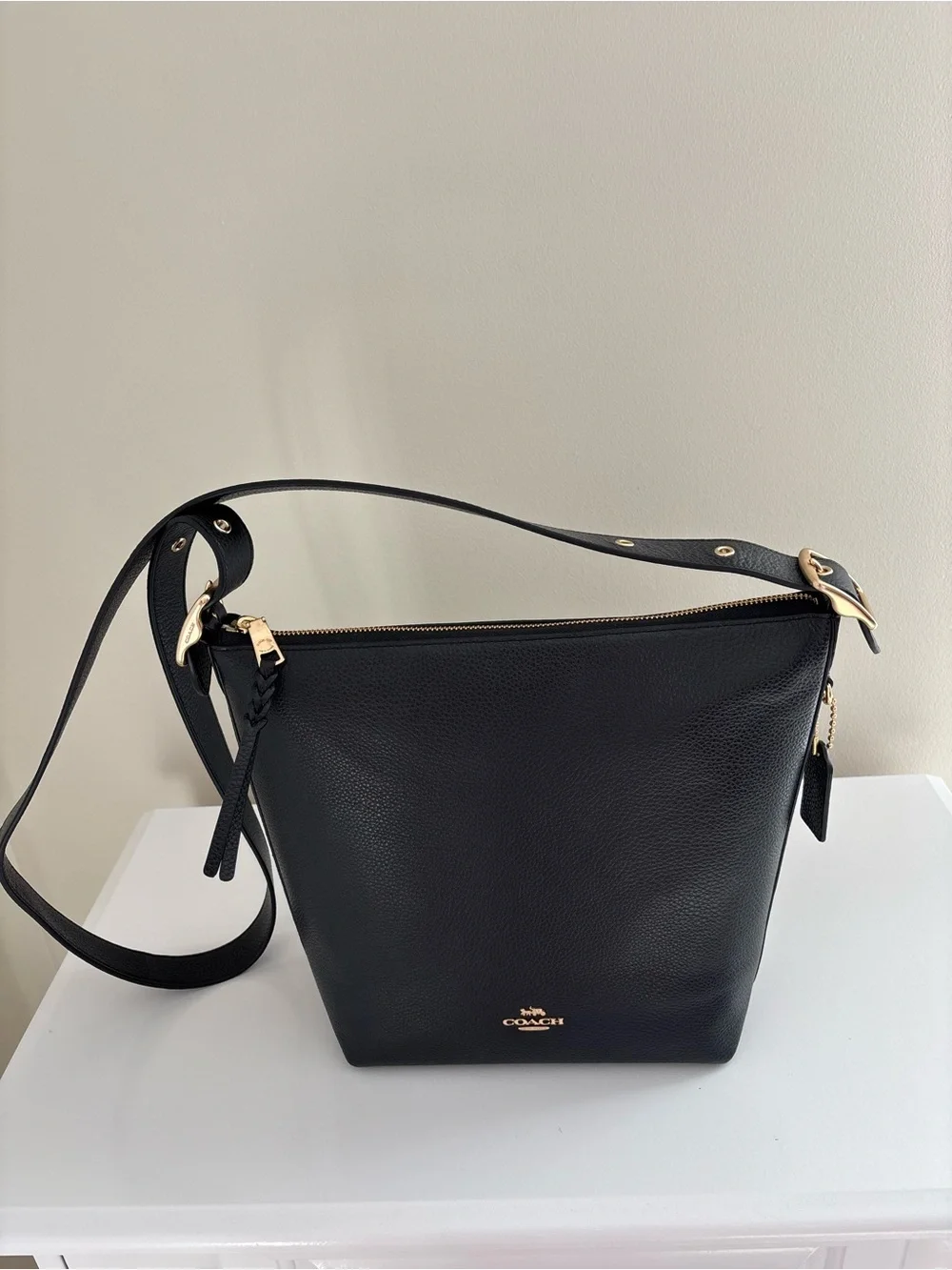 Coach Black Pebbled Leather Hobo Shoulder Bag with Gold Hardware - Picture 1 of 4